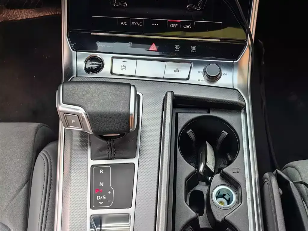 Audi A6L 2024 45 TFSI Premium Dynamic фото 11