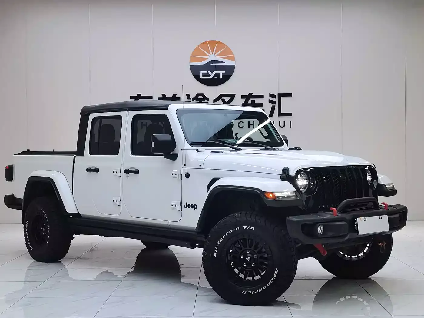 Jeep Gladiator 2022 3.6L Pioneer Edition фото 2