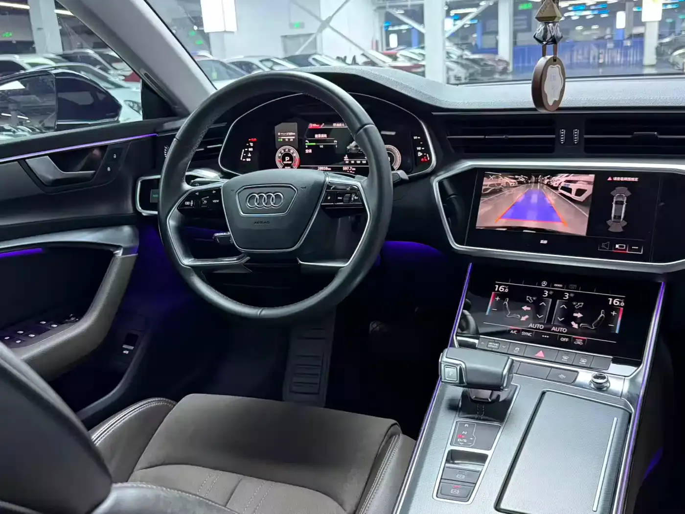 Audi A7L 2024 45TFSI S-line Dream Edition Crystal Package фото 8