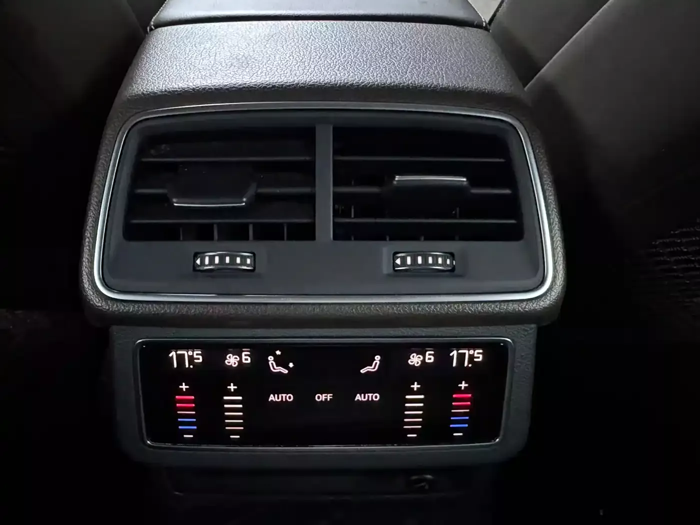 Audi A7L 2024 45TFSI S-line Dream Edition Crystal Package фото 15