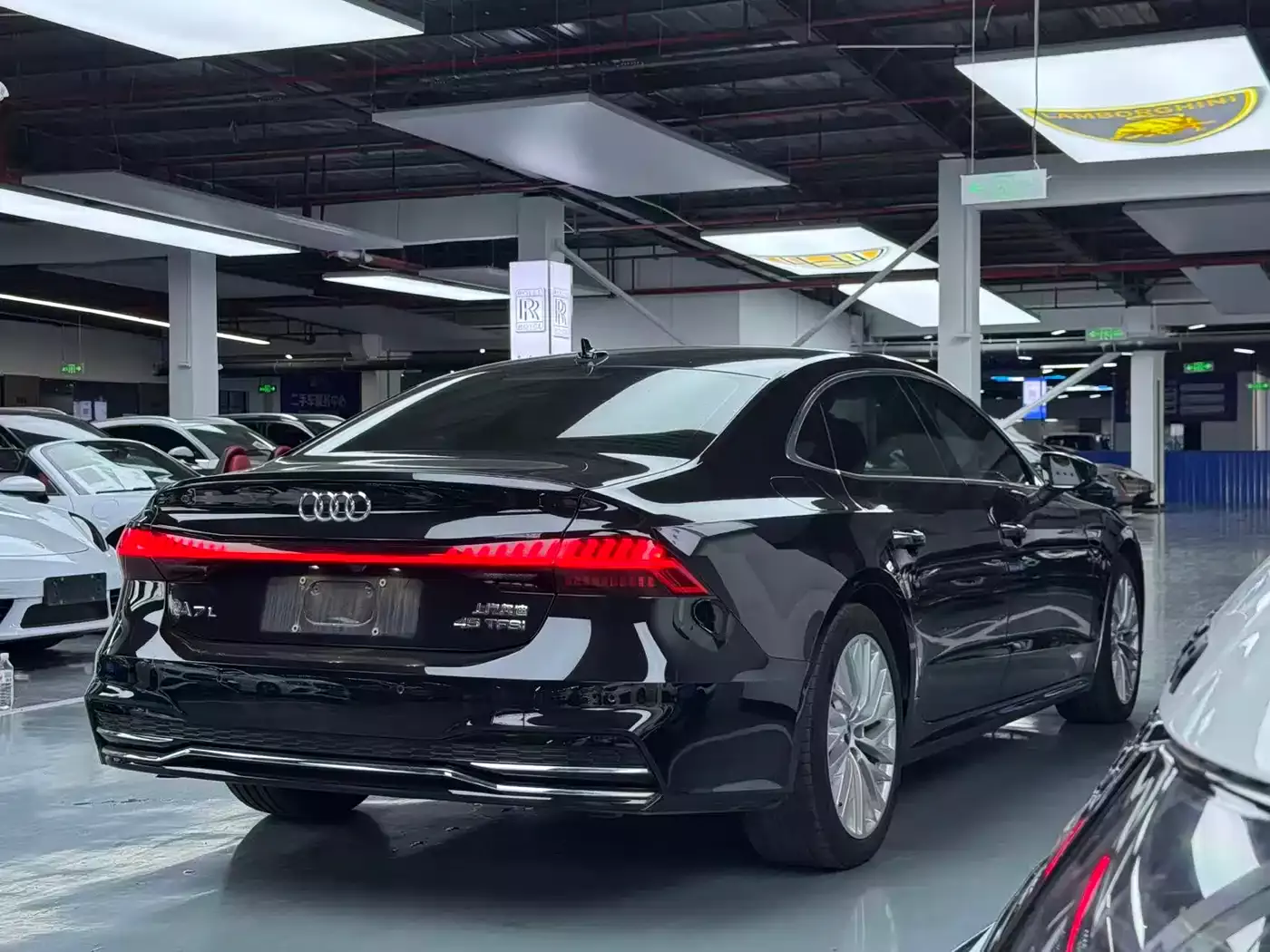 Audi A7L 2024 45TFSI S-line Dream Edition Crystal Package фото 18