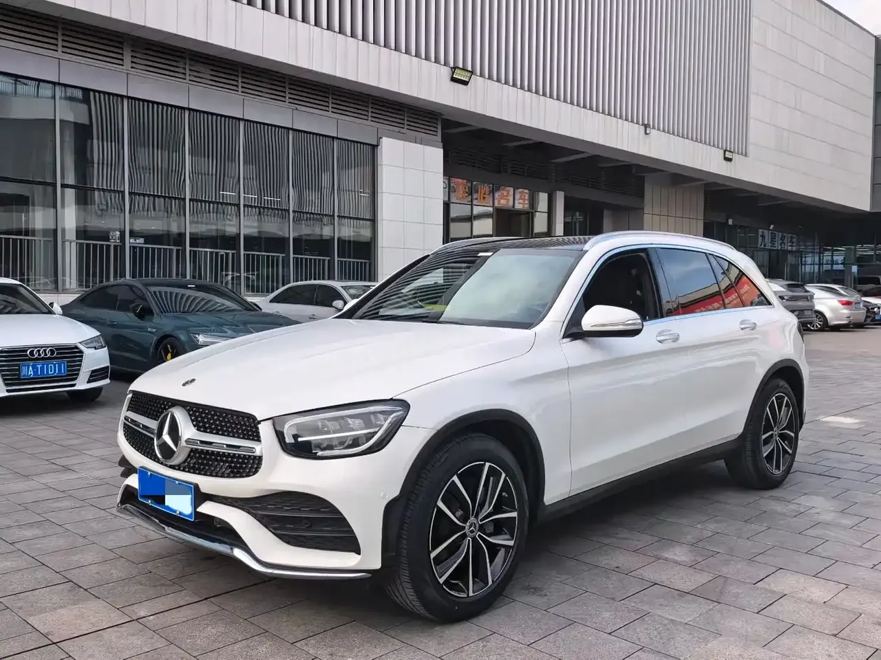 Mercedes-Benz GLC 2020 Facelift GLC 260 L 4MATIC Luxury