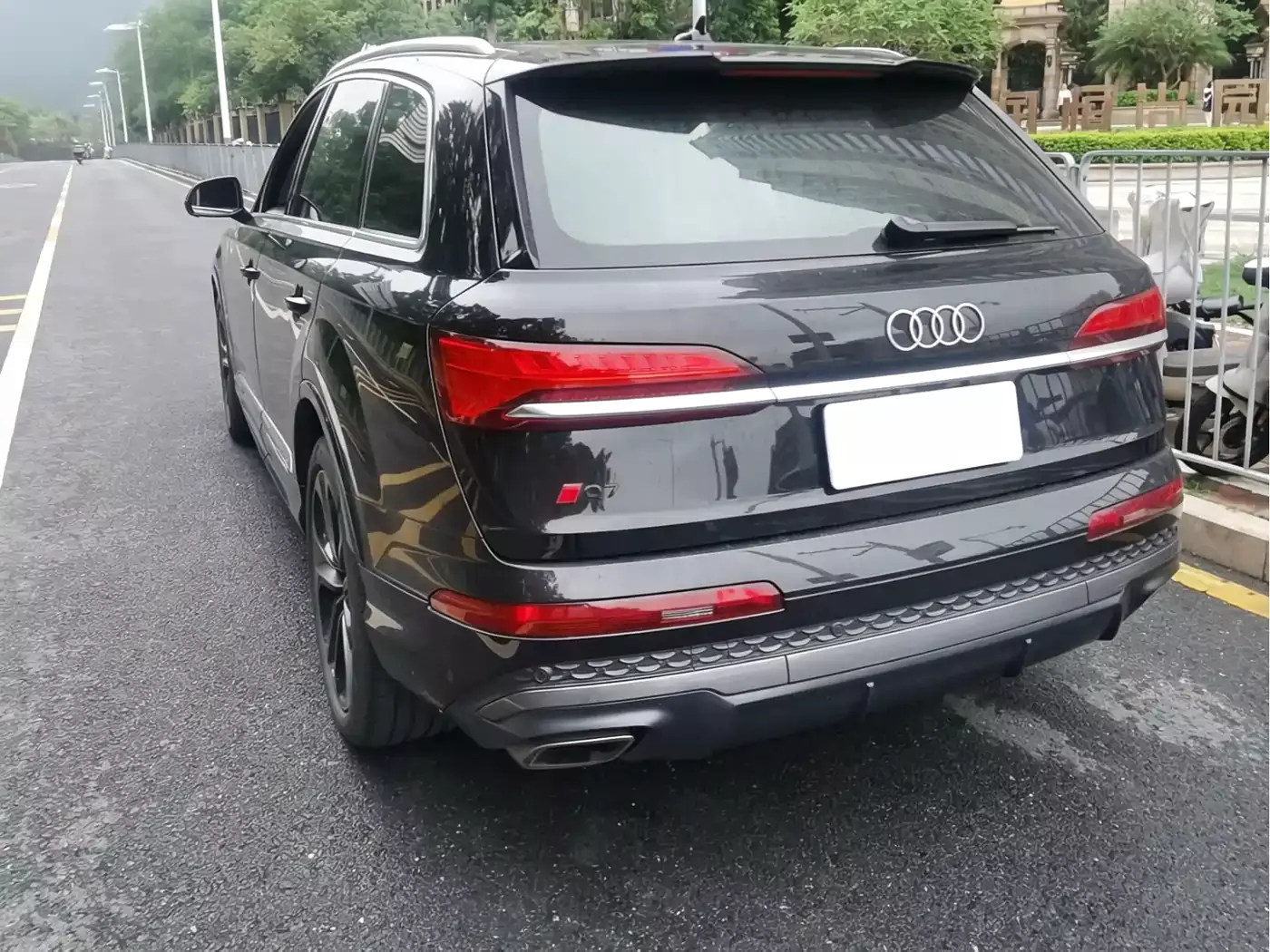 Audi Q7 2025 55 TFSI quattro S line Sport фото 6