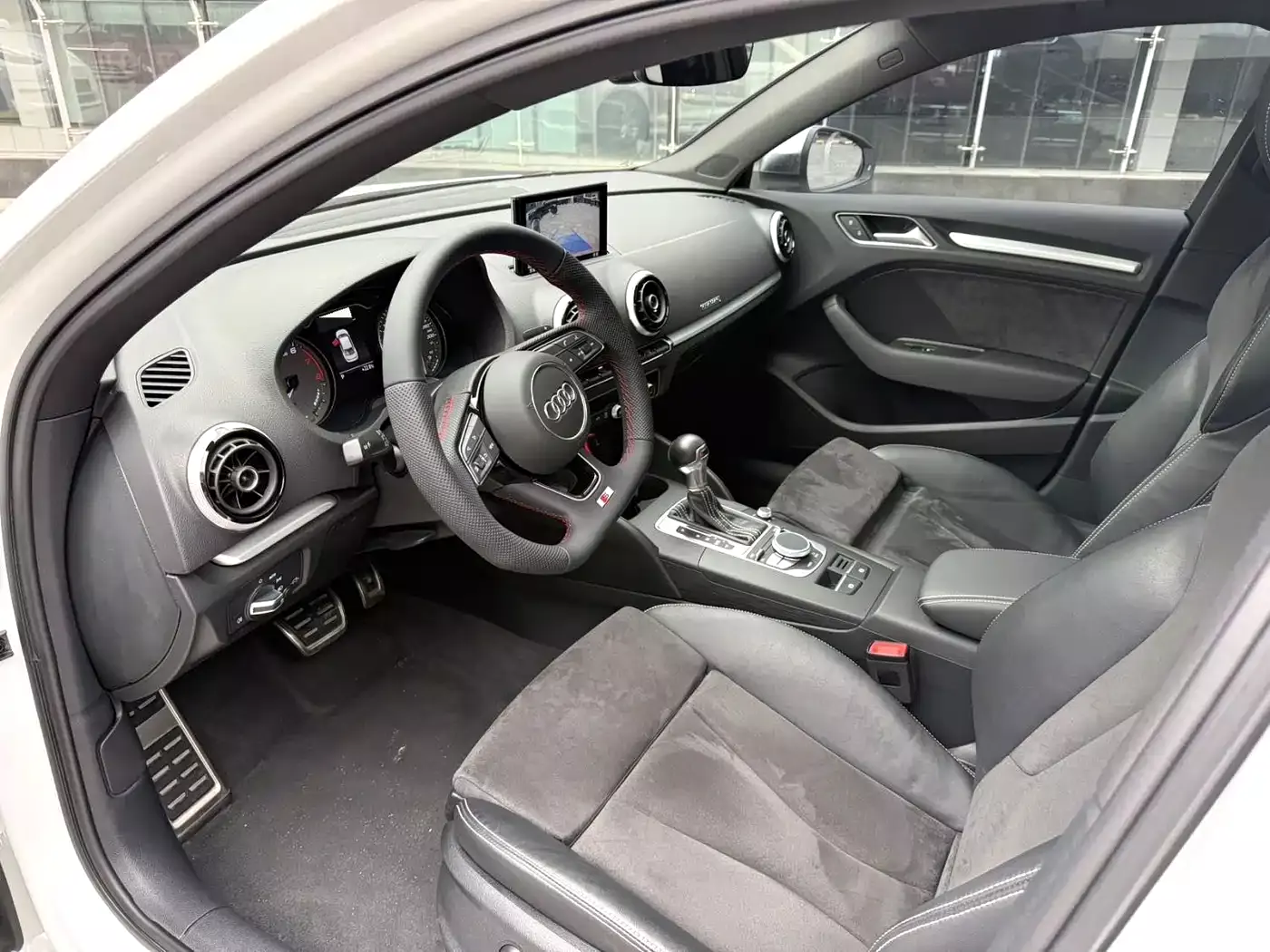 Audi S3 2015 S3 2.0T Limousine фото 4