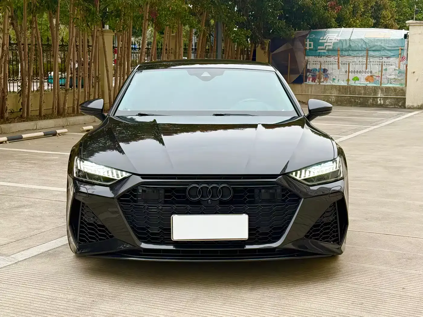 Audi A7 2023 Model 45 TFSI Premium Selection Edition фото 3