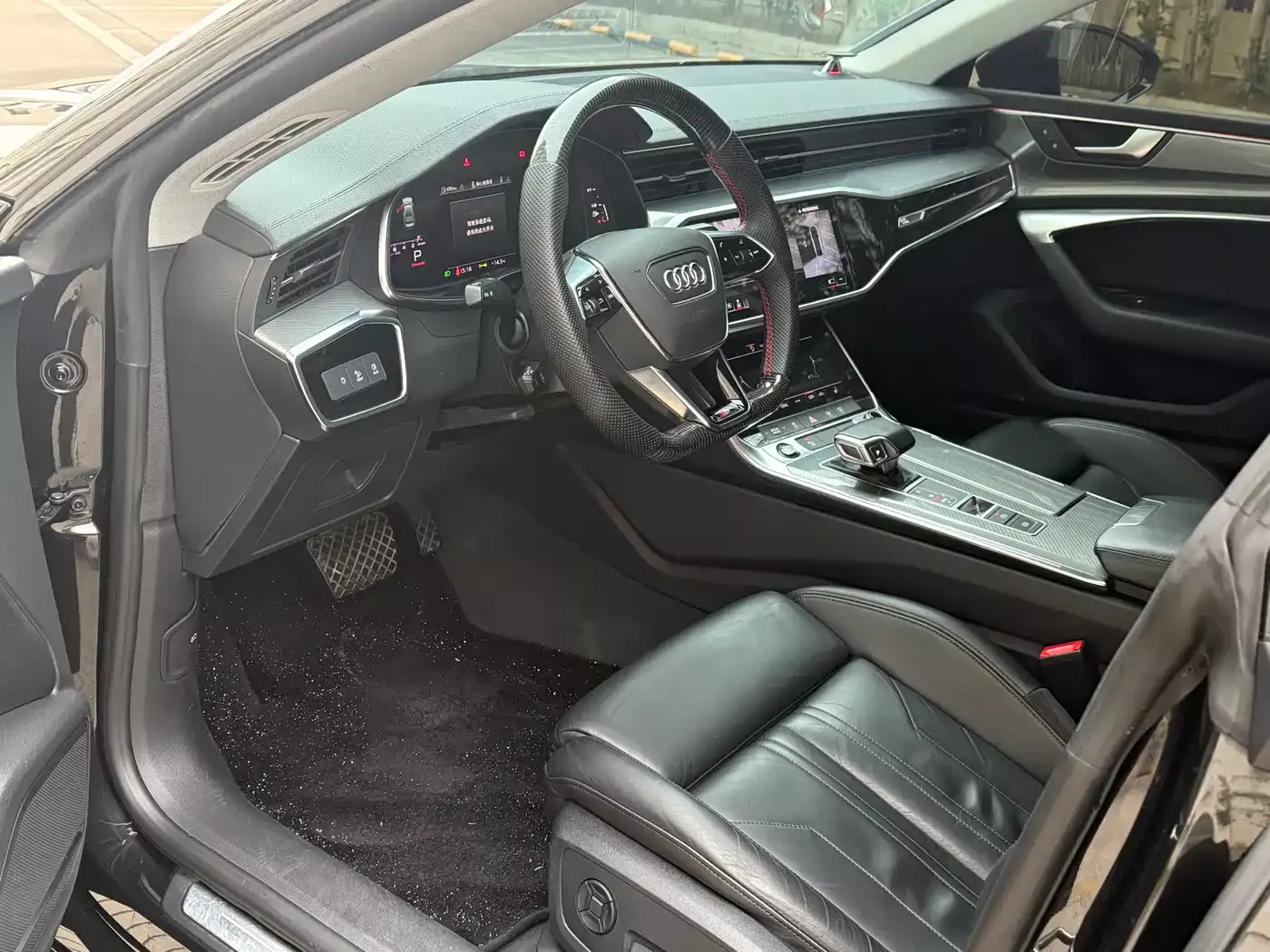 Audi A7 2023 Model 45 TFSI Premium Selection Edition фото 5