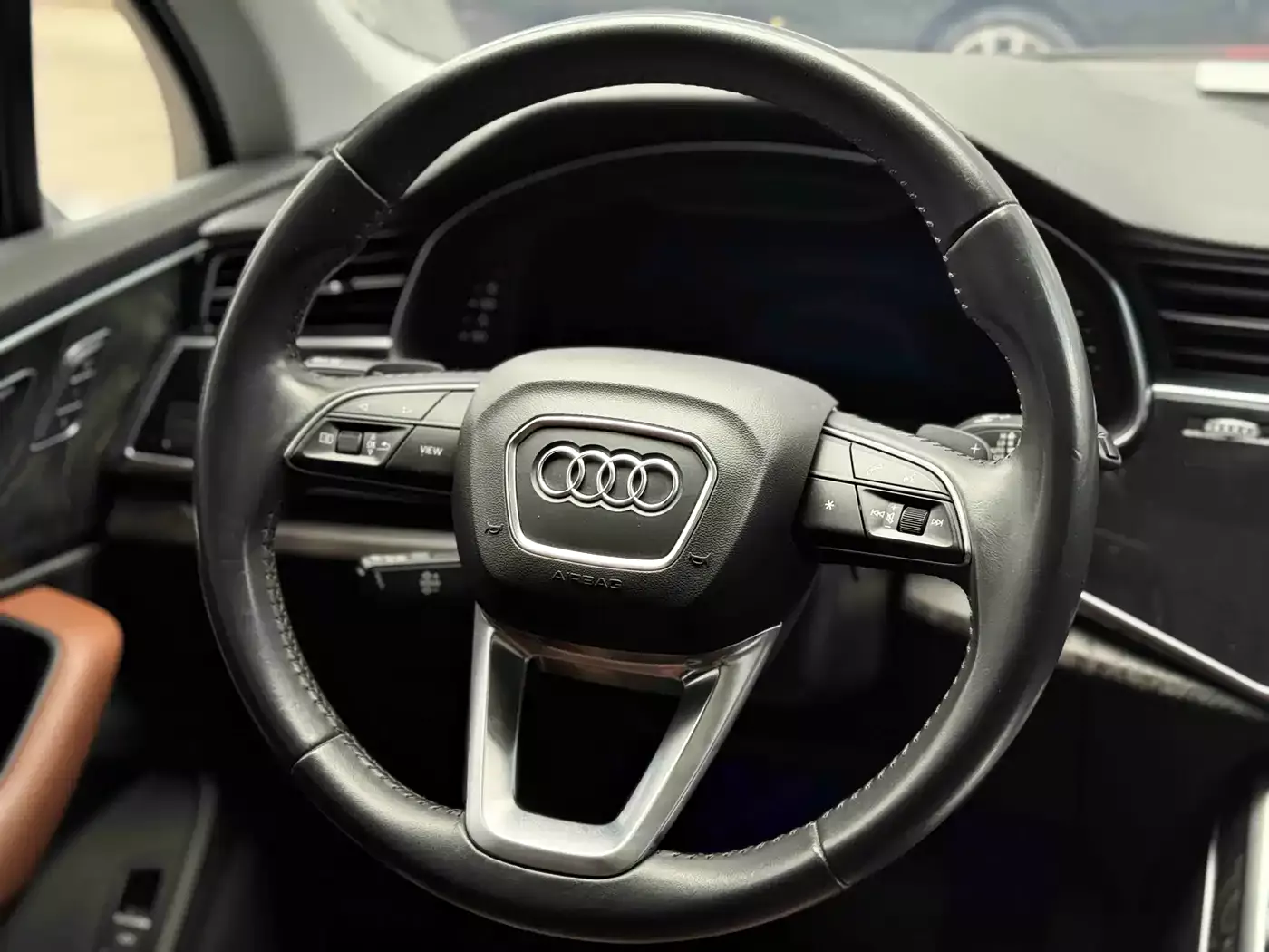 Audi Q7 2020 55 TFSI quattro S line Sport фото 9