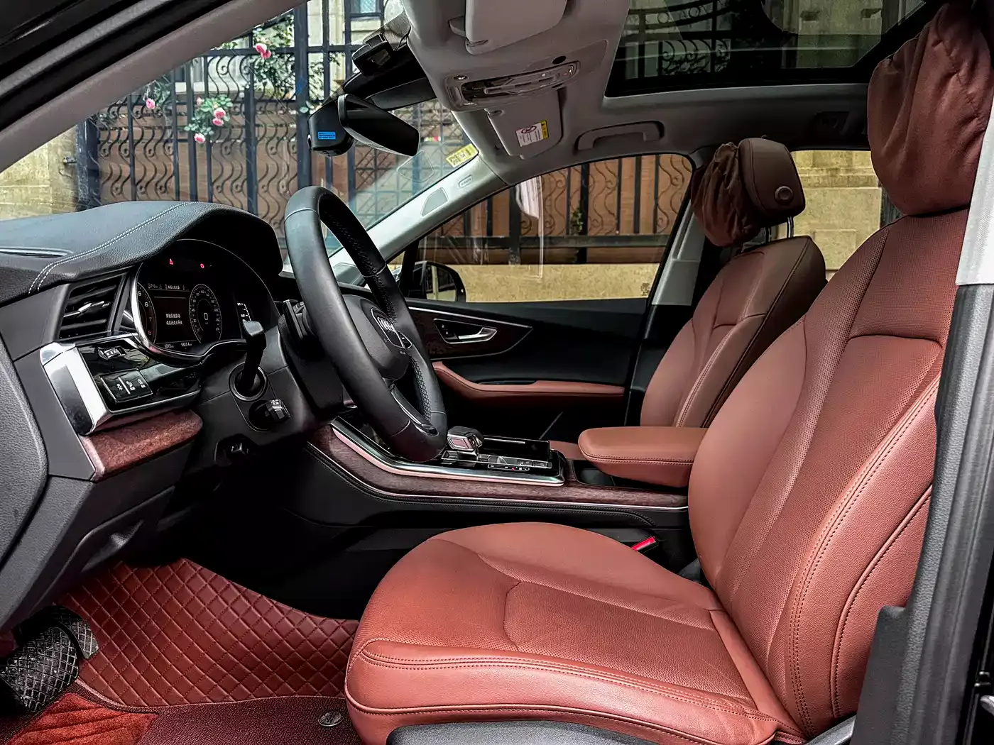 Audi Q7 2023 55 TFSI quattro S line Sport фото 14