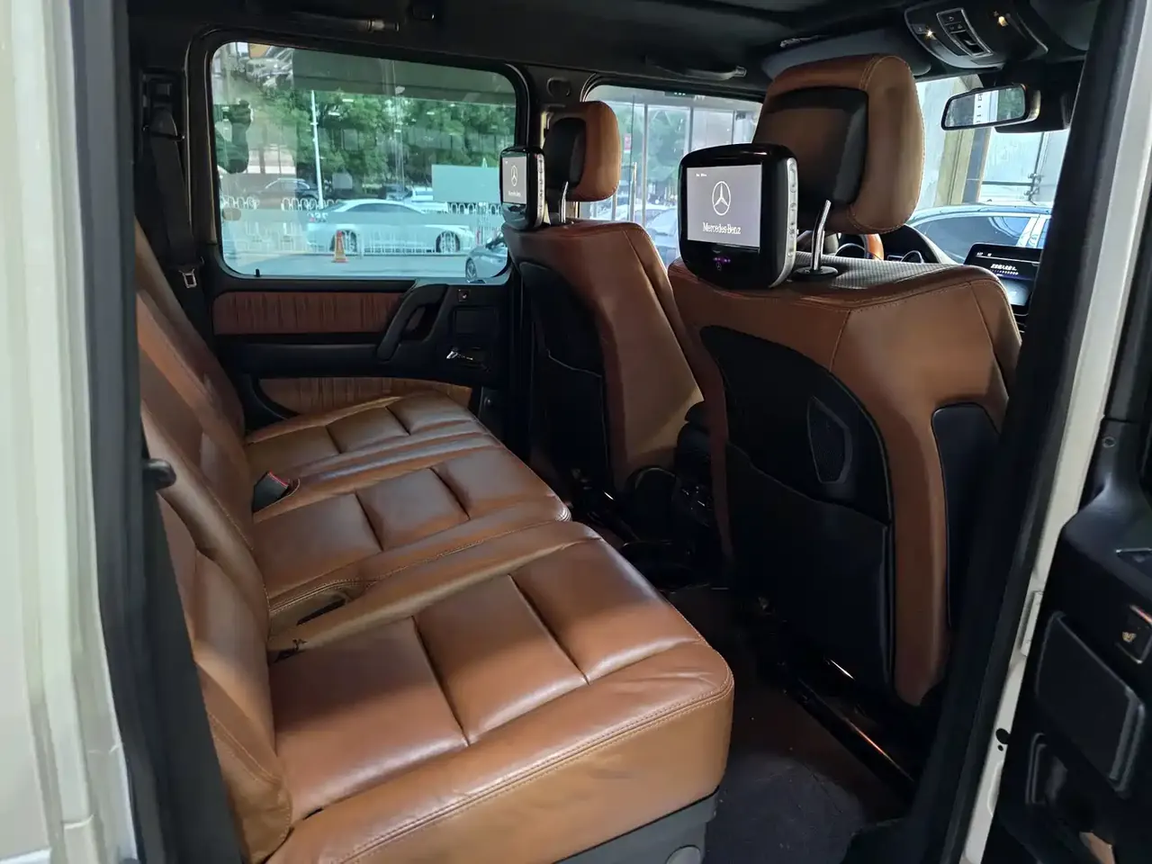 Mercedes-Benz G-Class 2018 G 500 designo Masterpiece Collector's Edition фото 18