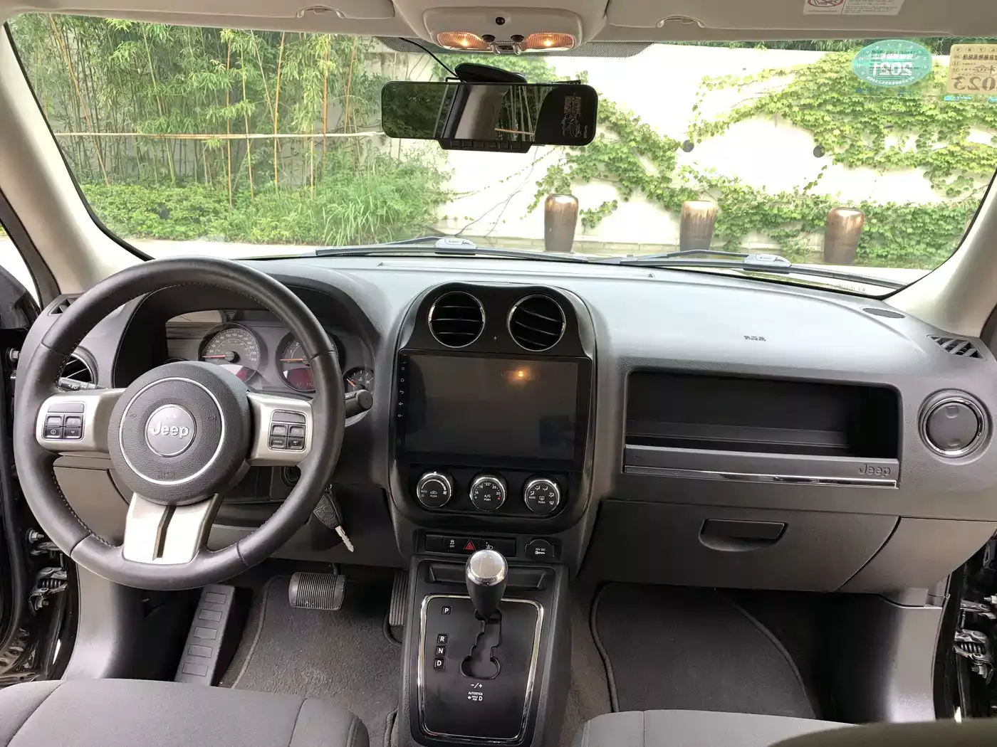 Jeep Patriot 2013 2.4 Luxury Navigation фото 18