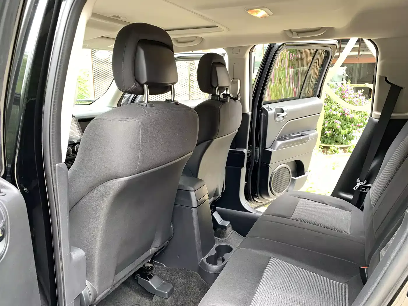 Jeep Patriot 2013 2.4 Luxury Navigation фото 26