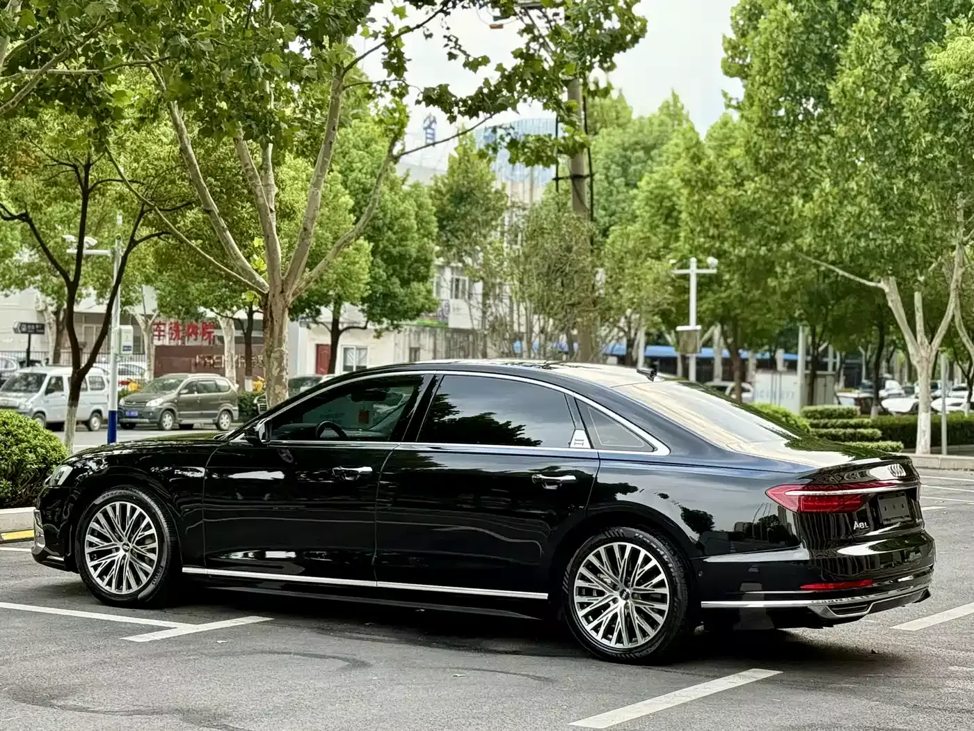 Audi A8 2019 Plus A8L 50 TFSI quattro Comfort фото 7
