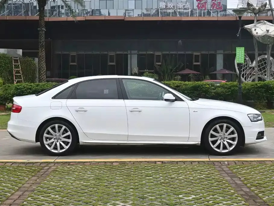 Audi A4L 2016 45 TFSI Heritage Edition quattro Sport Personality фото 6