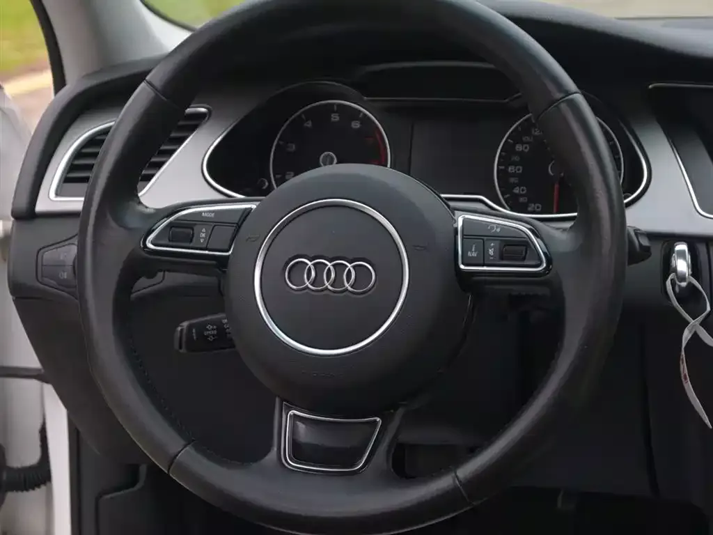 Audi A4L 2016 45 TFSI Heritage Edition quattro Sport Personality фото 26