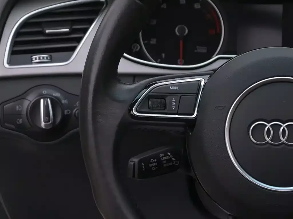 Audi A4L 2016 45 TFSI Heritage Edition quattro Sport Personality фото 28