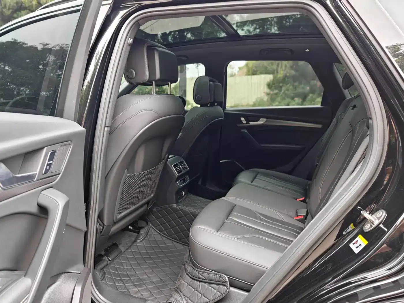 Audi Q5L 2024 Model 40 TFSI Luxury Dynamic фото 6