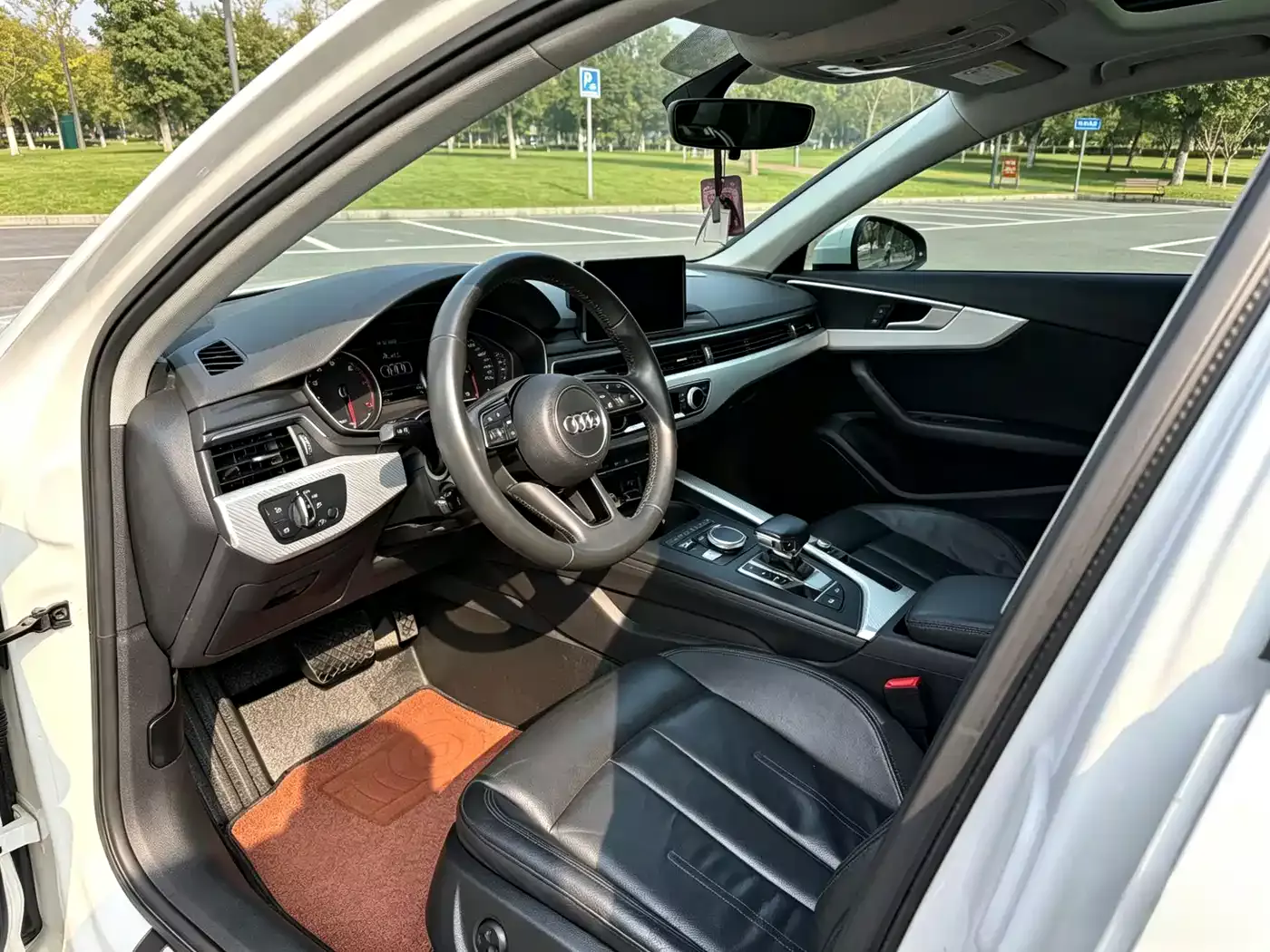 Audi A4L 2017 40 TFSI Progressive фото 4