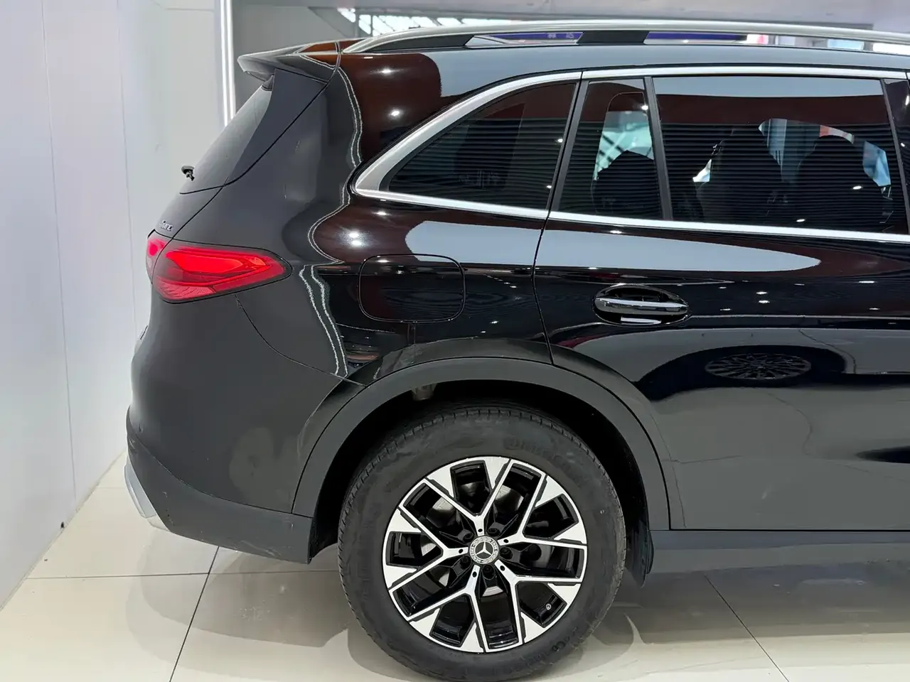Mercedes-Benz GLC 2024 GLC 260 L 4MATIC Luxury 5-seater фото 15