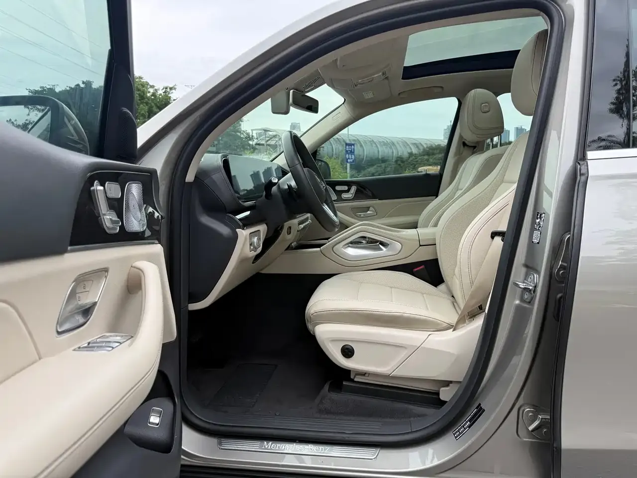 Mercedes-Benz GLE 2020 Facelift GLE 350 4MATIC Luxury фото 5