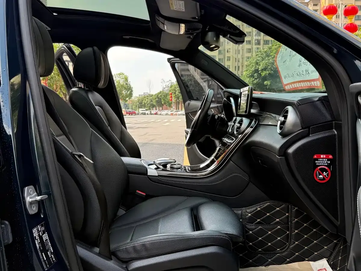 Mercedes-Benz GLC 2019 GLC 260 4MATIC Dynamic фото 24