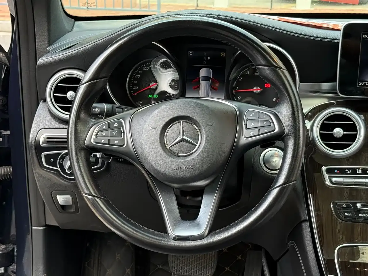 Mercedes-Benz GLC 2019 GLC 260 4MATIC Dynamic фото 28