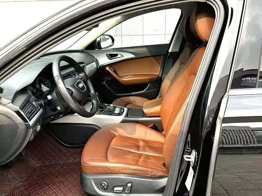 Audi A6L 2018 30th Anniversary 35 TFSI Fashion фото 3