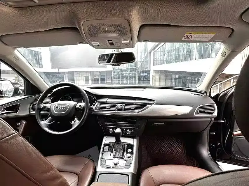 Audi A6L 2018 30th Anniversary 35 TFSI Fashion фото 5