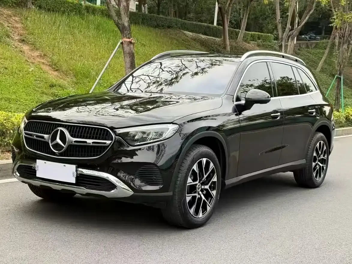 Mercedes-Benz GLC 2026 GLC 260 L 4MATIC Classic Edition