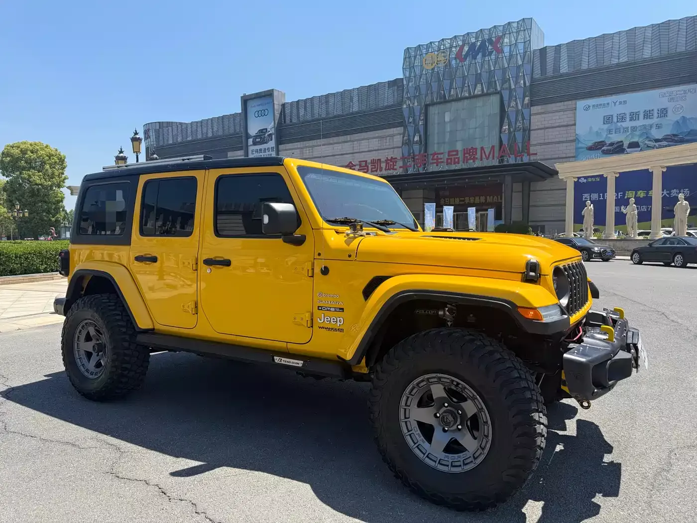 Jeep Wrangler 2021 2.0T Sahara Four-Door фото 3