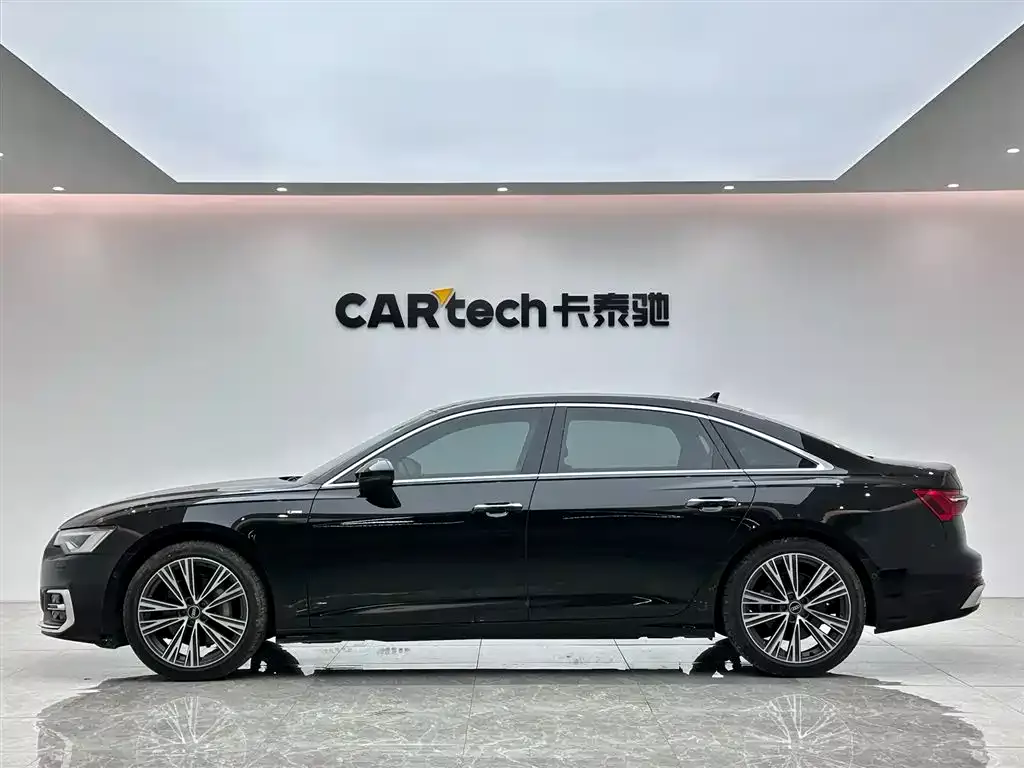 Audi A6L 2024 45 TFSI Premium Dynamic фото 2