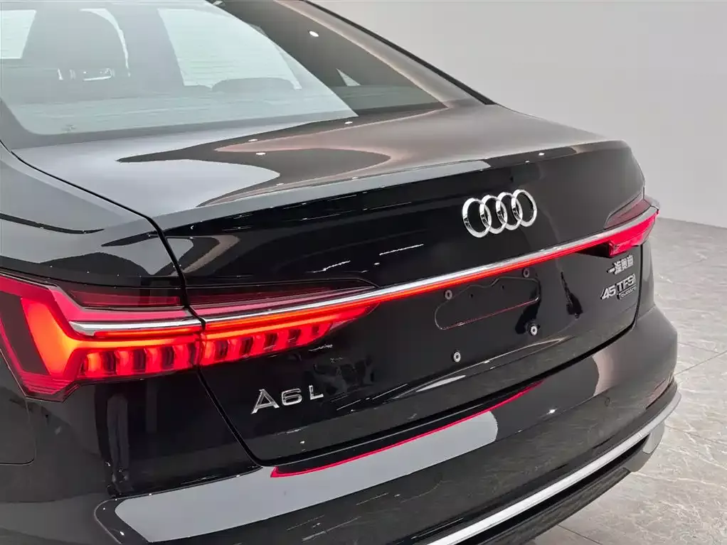 Audi A6L 2024 45 TFSI Premium Dynamic фото 19