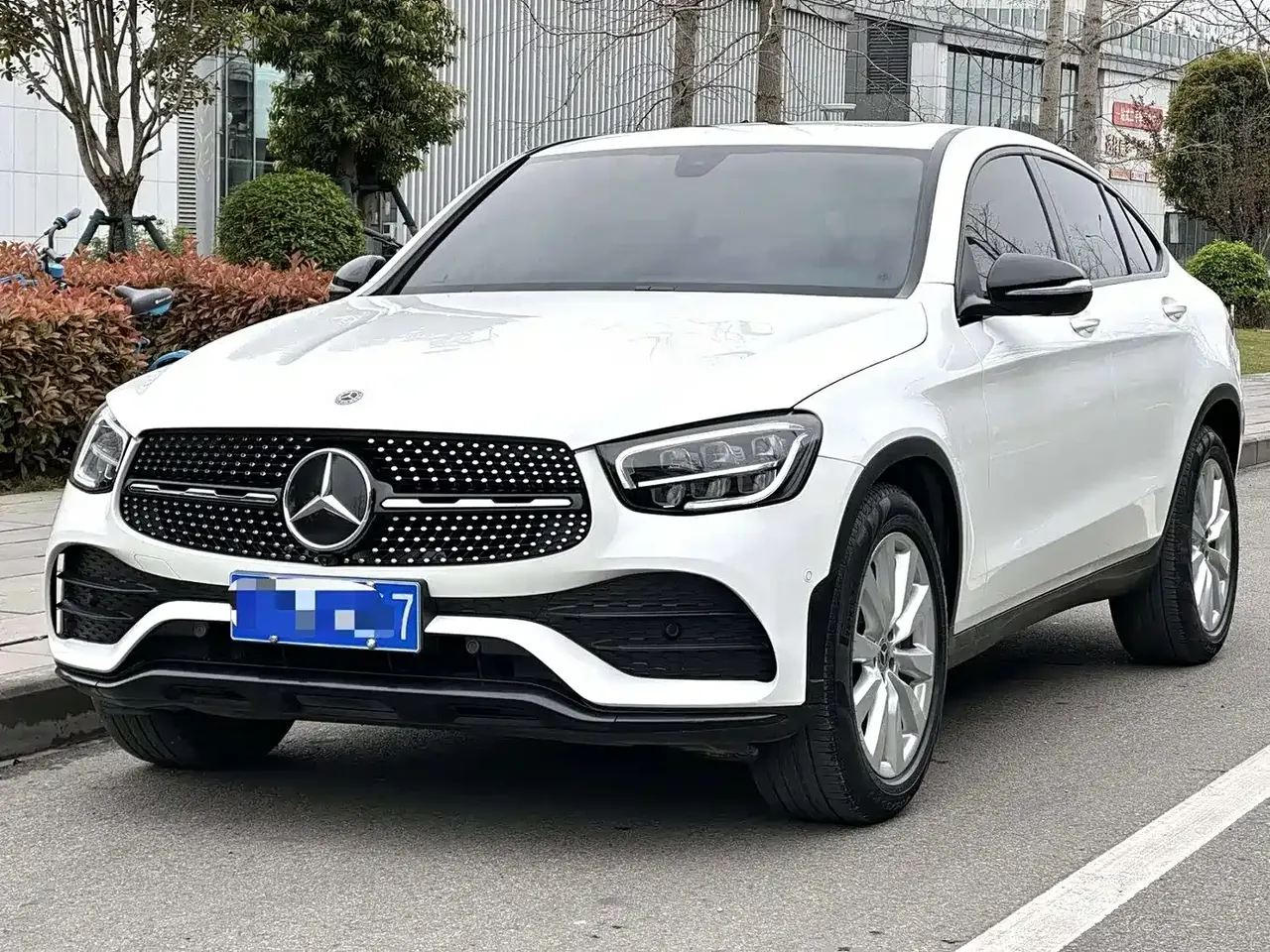 Mercedes-Benz GLC Coupe 2020 GLC 260 4MATIC Coupe SUV