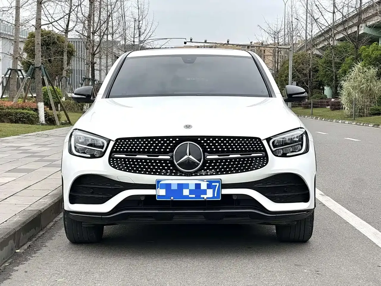 Mercedes-Benz GLC Coupe 2020 GLC 260 4MATIC Coupe SUV фото 2