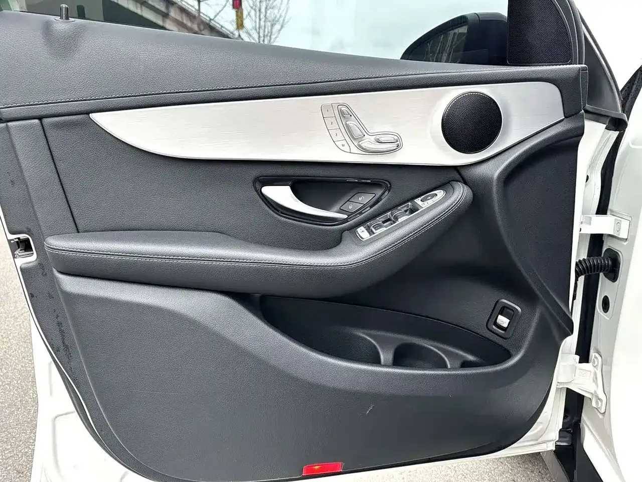Mercedes-Benz GLC Coupe 2020 GLC 260 4MATIC Coupe SUV фото 6