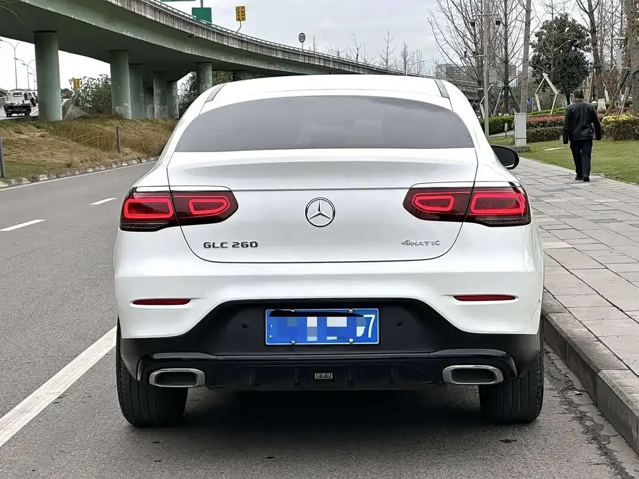Mercedes-Benz GLC Coupe 2020 GLC 260 4MATIC Coupe SUV фото 10