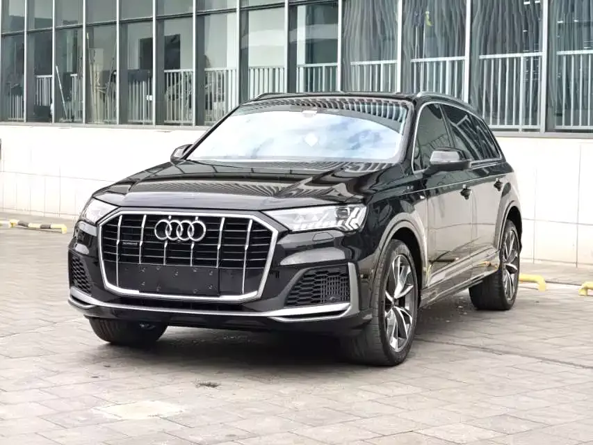Audi Q7 2023 55 TFSI quattro S line Sport