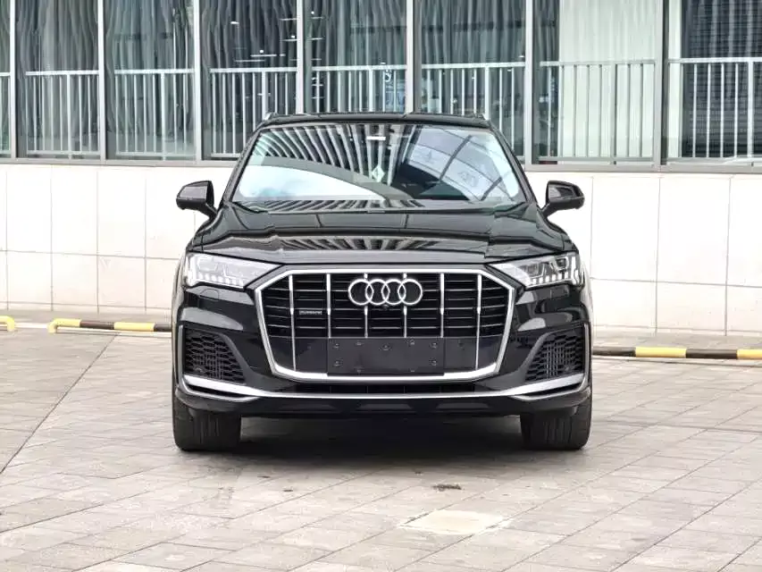 Audi Q7 2023 55 TFSI quattro S line Sport фото 2