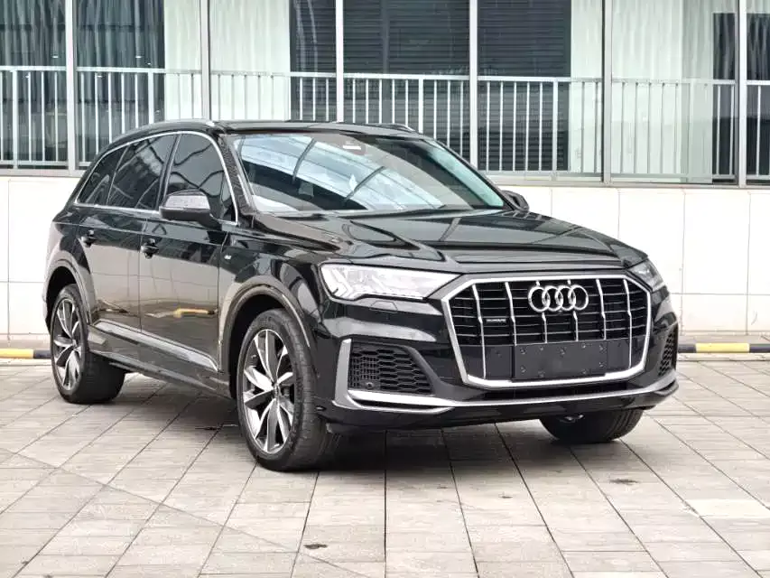 Audi Q7 2023 55 TFSI quattro S line Sport фото 3