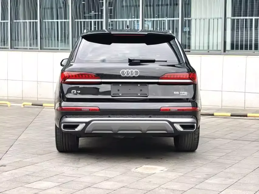 Audi Q7 2023 55 TFSI quattro S line Sport фото 13
