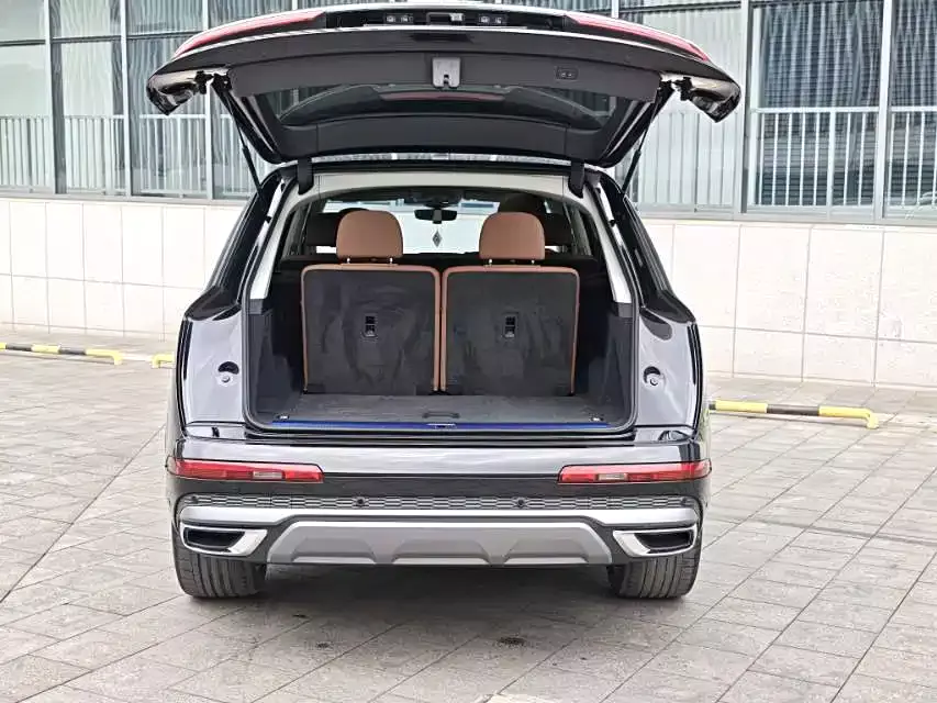 Audi Q7 2023 55 TFSI quattro S line Sport фото 15