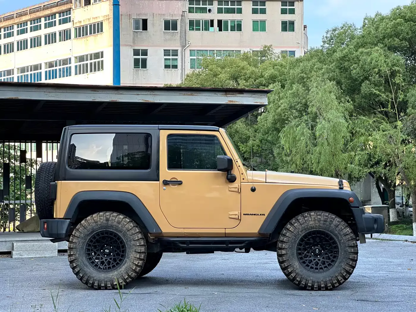 Jeep Wrangler 2013 3.6L Rubicon Two-Door фото 8