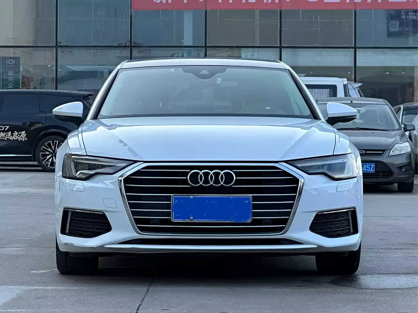 Audi A6L 2019 45 TFSI Premium Elegance фото 2