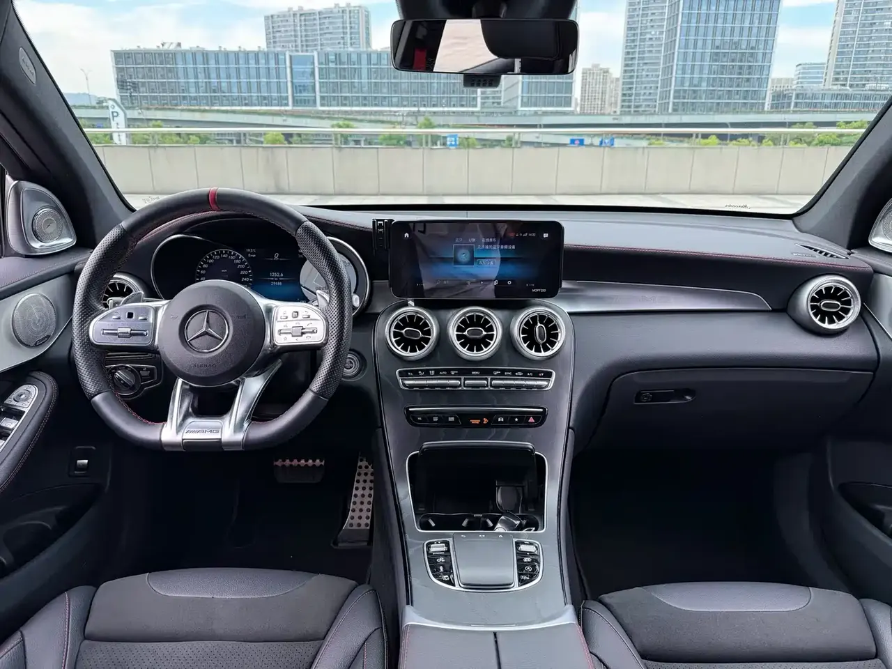 Mercedes-Benz GLC AMG 2022 AMG GLC 43 4MATIC фото 9