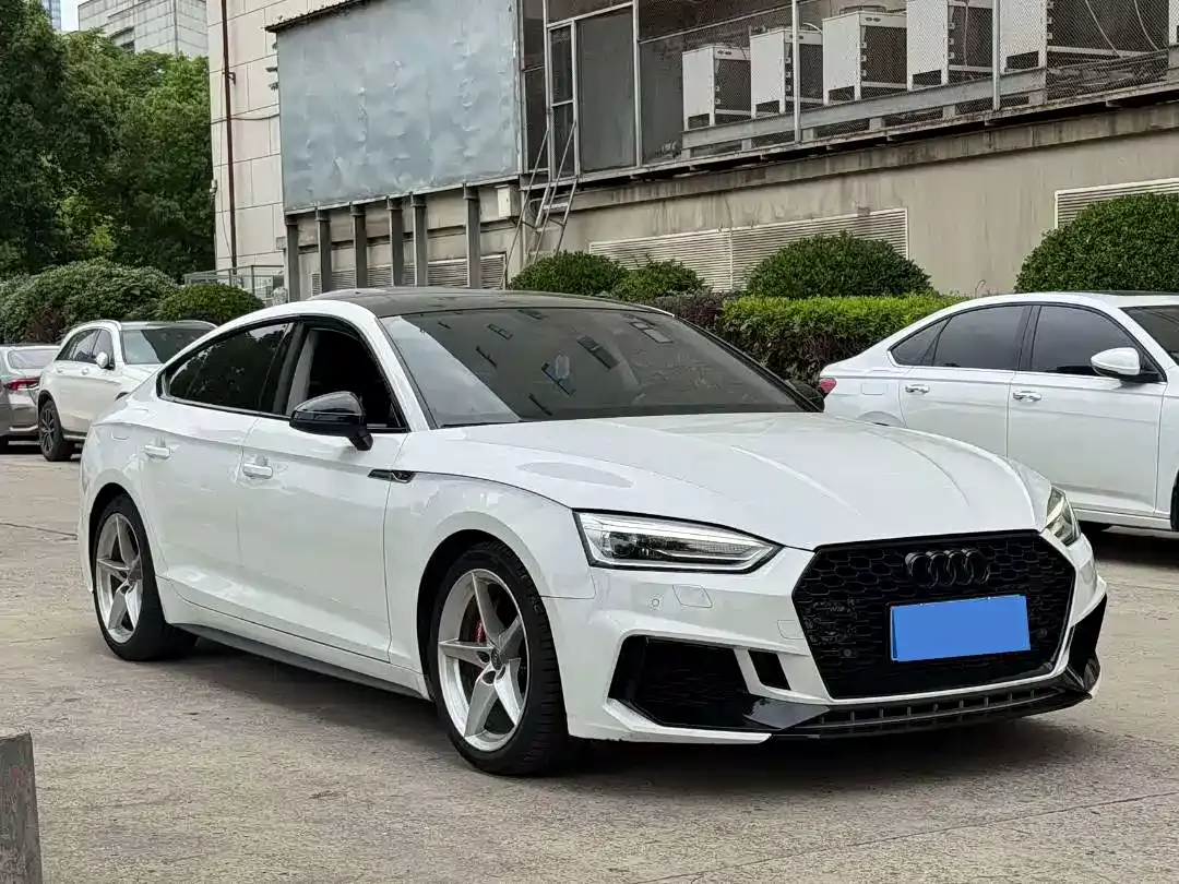 Audi A5 (Import) 2017 Sportback 40 TFSI Fashion фото 3