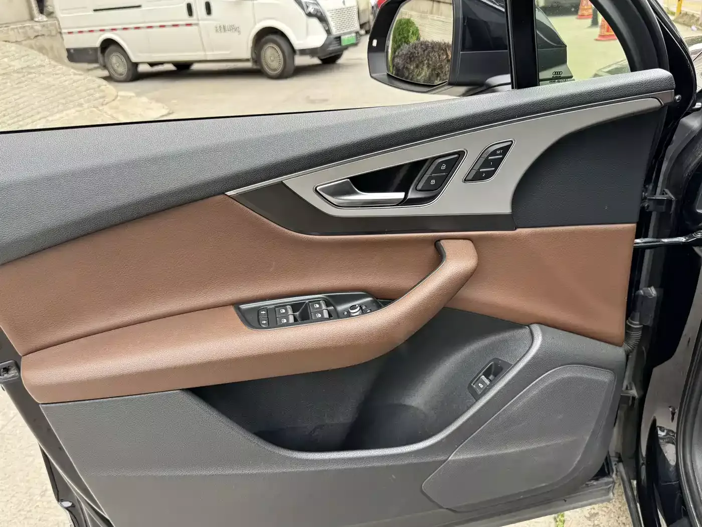 Audi Q7 2016 40 TFSI Comfort фото 10