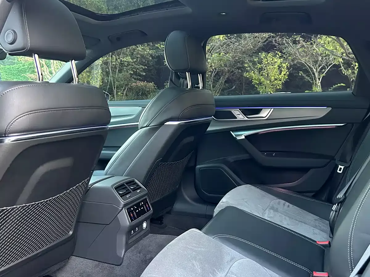Audi A6L 2024 45 TFSI Premium Dynamic фото 8