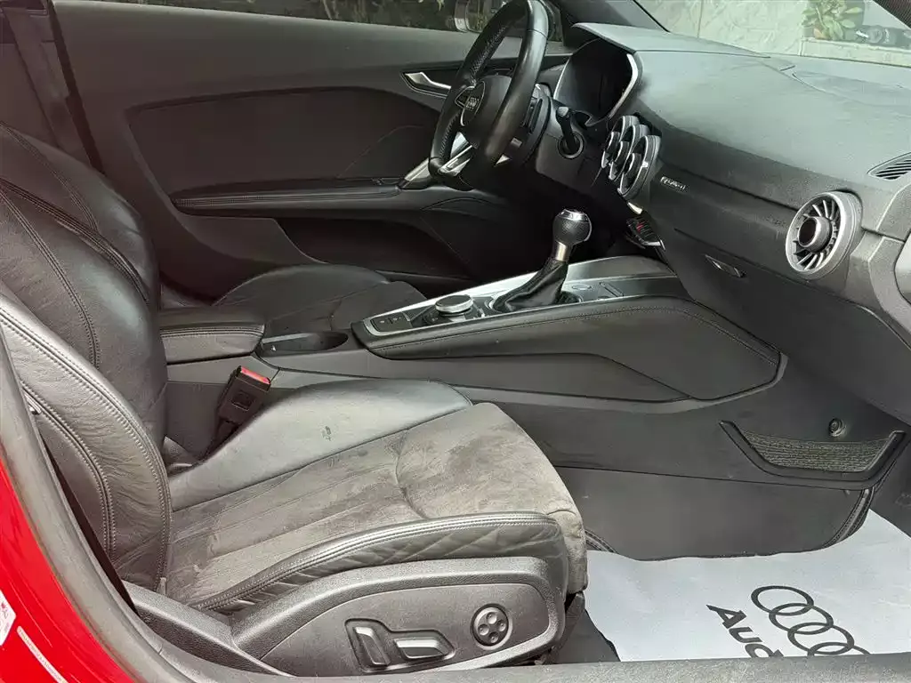 Audi TT 2017 TT Coupe 45 TFSI quattro фото 6