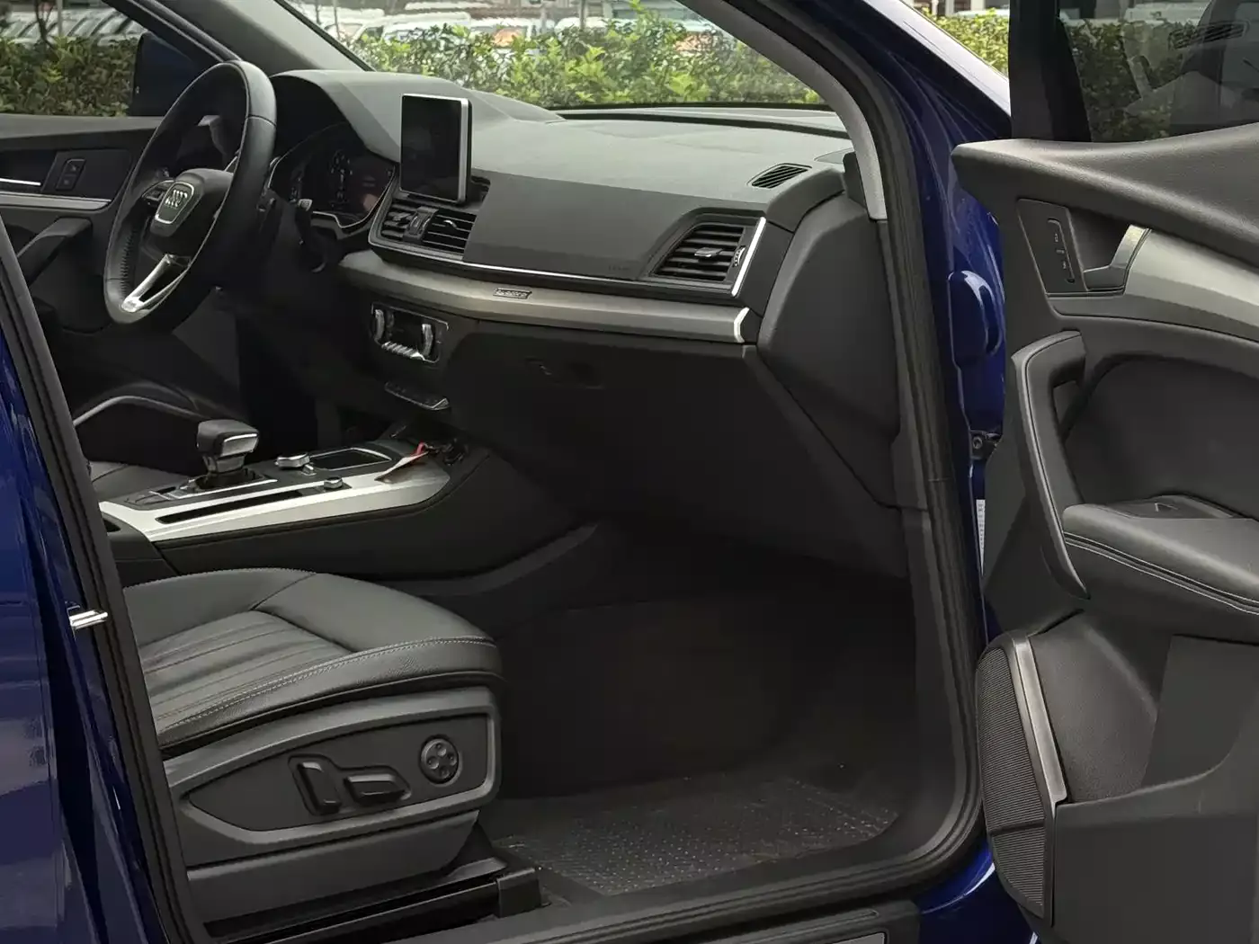 Audi Q5L 2020 40 TFSI Prestige Fashion фото 18