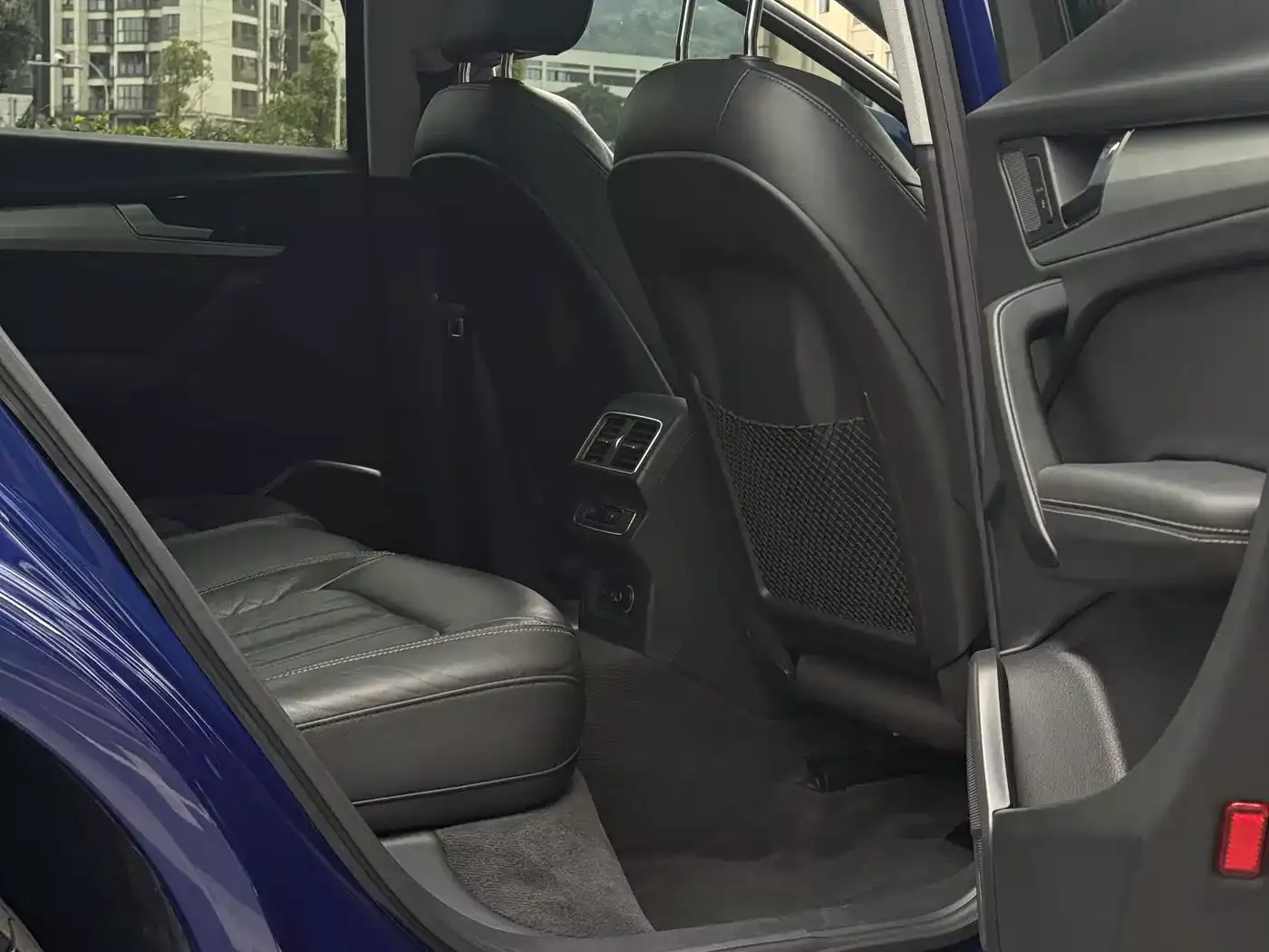 Audi Q5L 2020 40 TFSI Prestige Fashion фото 28