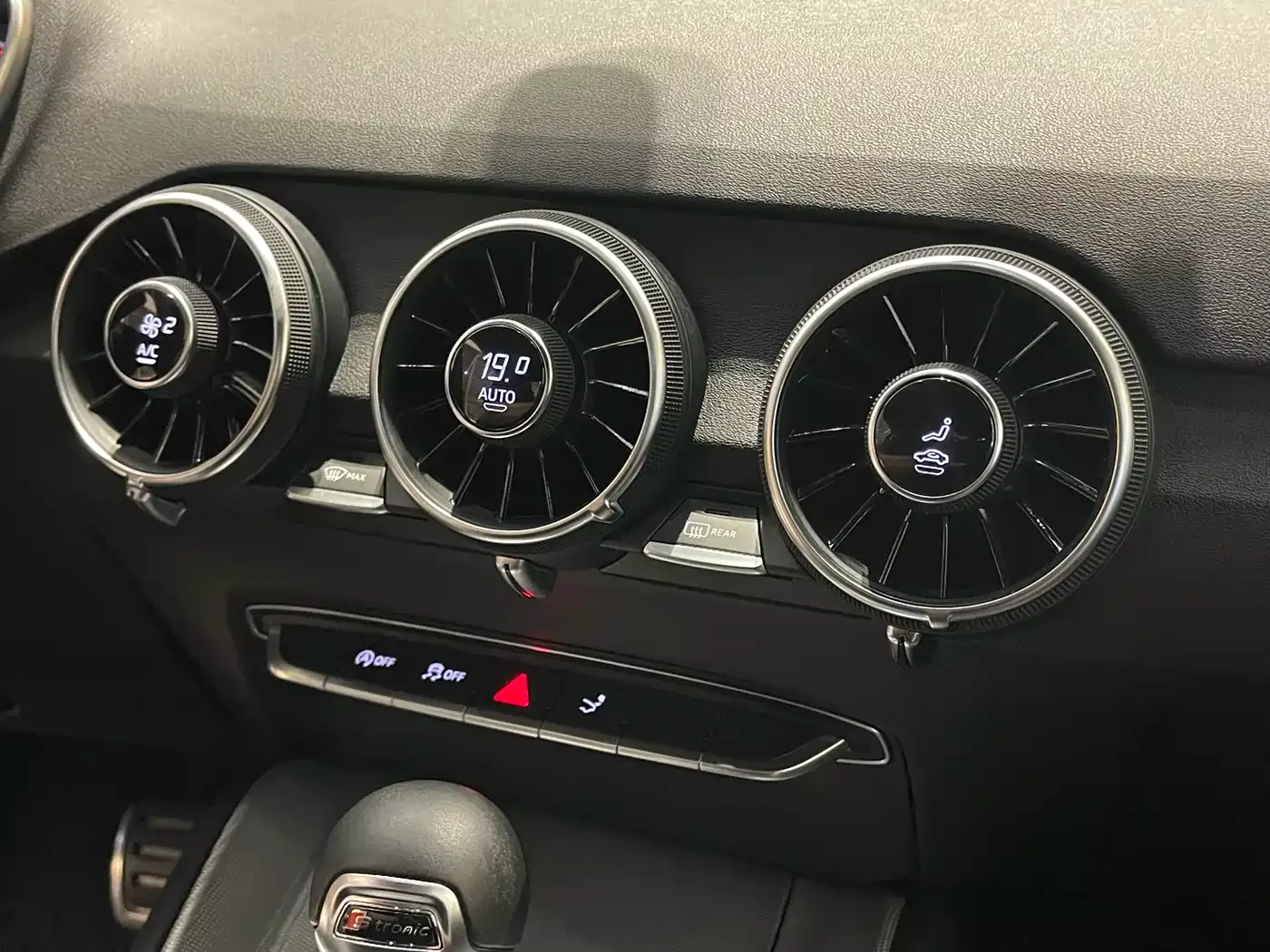 Audi TT 2017 TT Coupe 45 TFSI фото 23